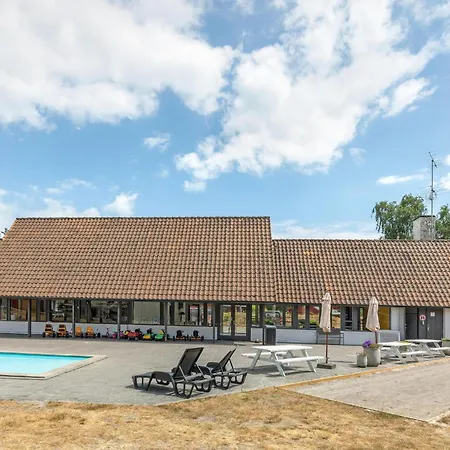 Dueodde Ferieby Дом отдыха Нексё